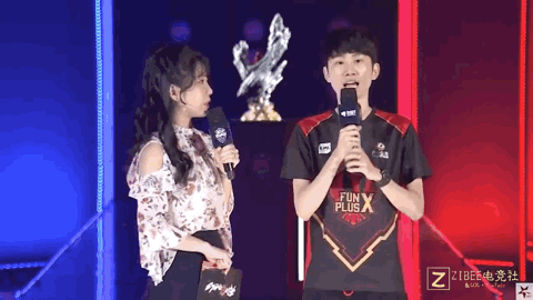 最新报道 最新报道